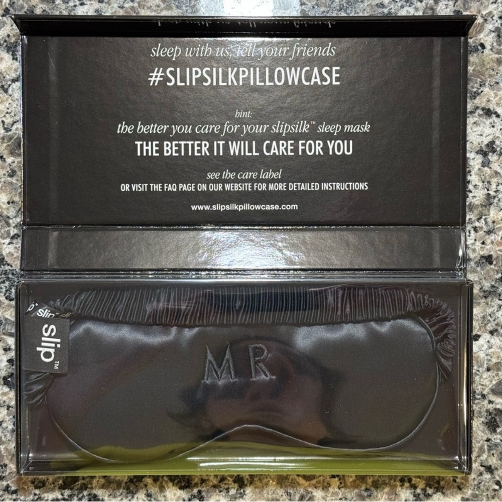 Slip Silk Eye Mask
Mr. & Mrs. embroider- NWT - Picture 4 of 4